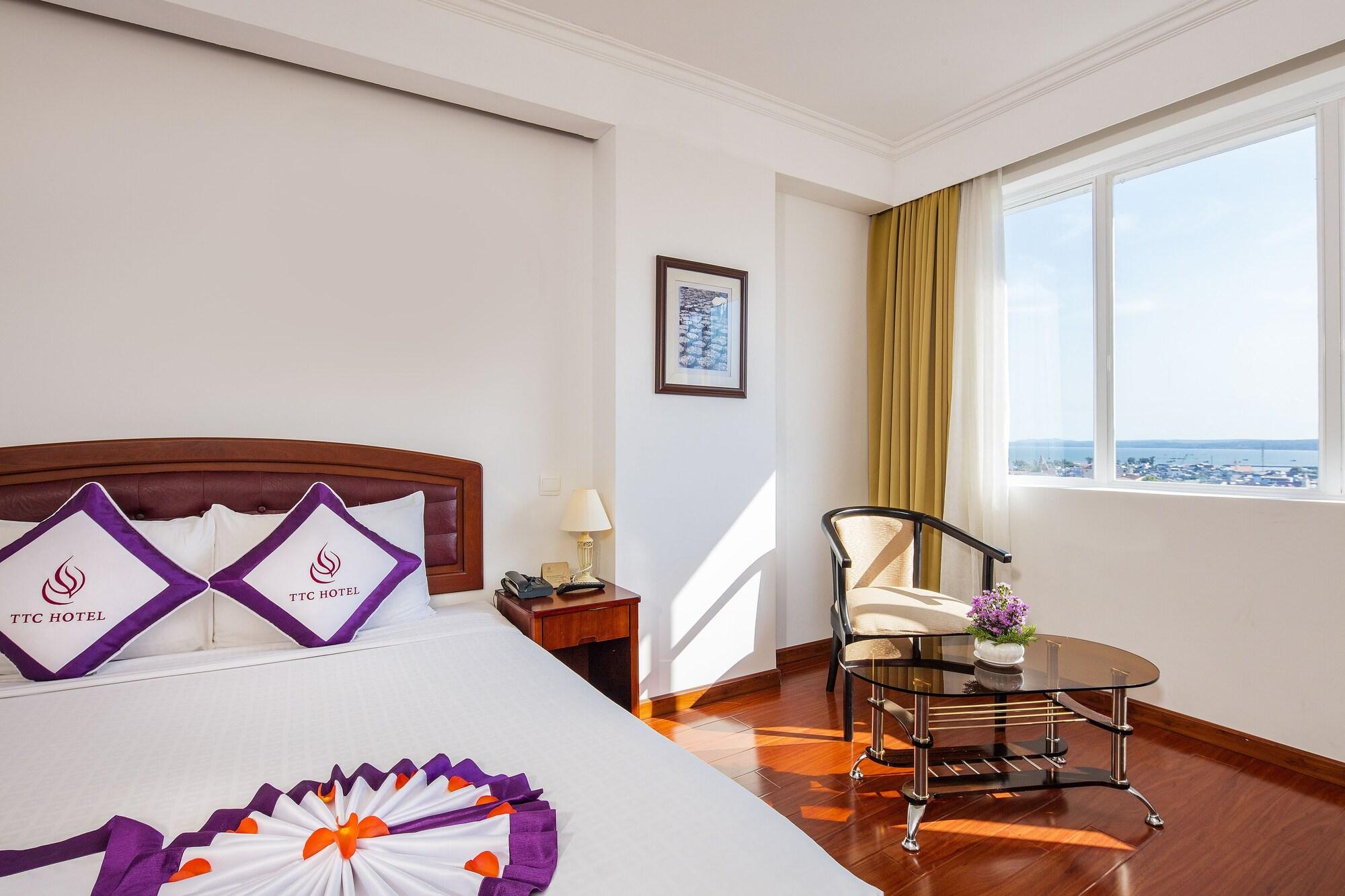 Ttc Hotel Фантхьет Экстерьер фото